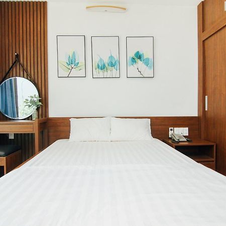 Ling Hotel Ha Long Esterno foto