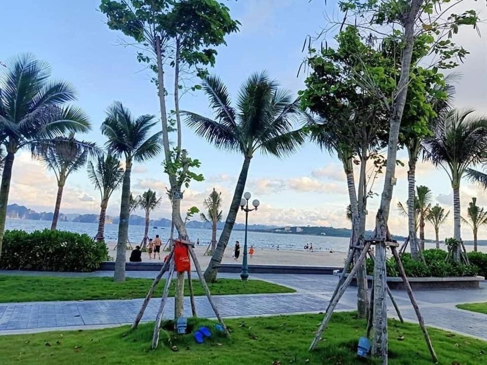 Ling Hotel Ha Long Esterno foto